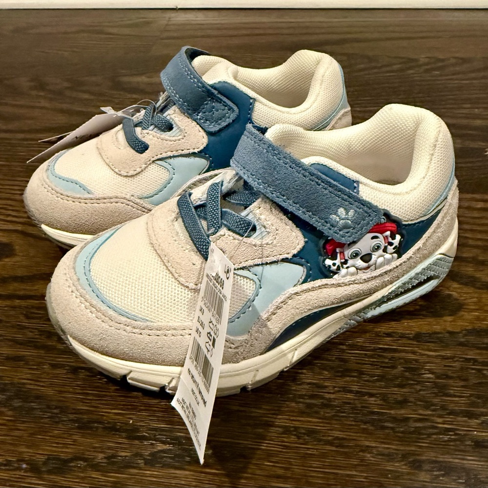 NWT NEXT Paw Patrol Sneakers Toddler Size 10